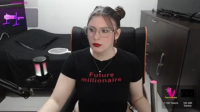 xxbbtaa online show from February 18, 8:49 pm