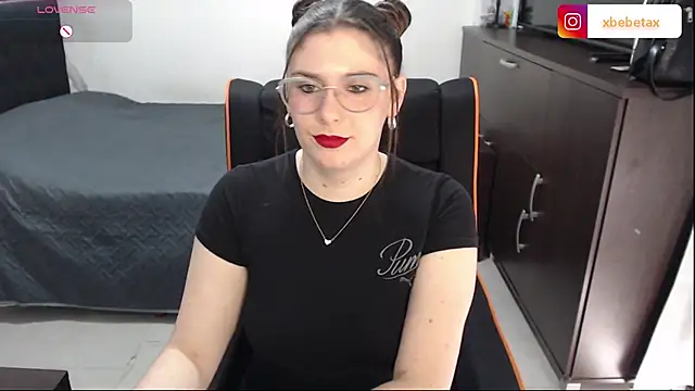 Snapshot of xxbbtaa chatting on November 22, 8:29 pm xxbbtaa online show from November 22, 8:29 pm