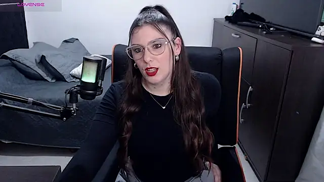 xxbbtaa online show from June 3, 1:39 am