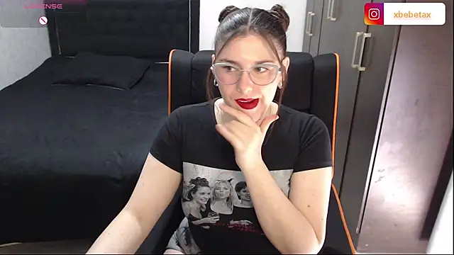 Snapshot of xxbbtaa chatting on October 29, 6:07 pm xxbbtaa online show from October 29, 6:07 pm