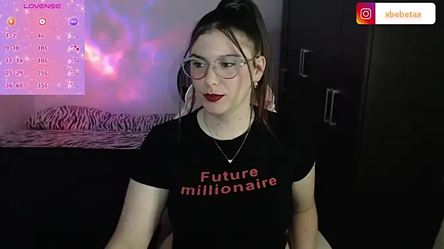 Snapshot of xxbbtaa chatting on February 20, 1:25 am xxbbtaa online show from February 20, 1:25 am