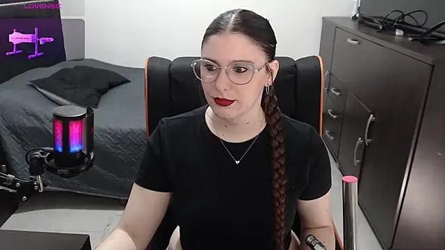 xxbbtaa online show from February 7, 7:55 pm