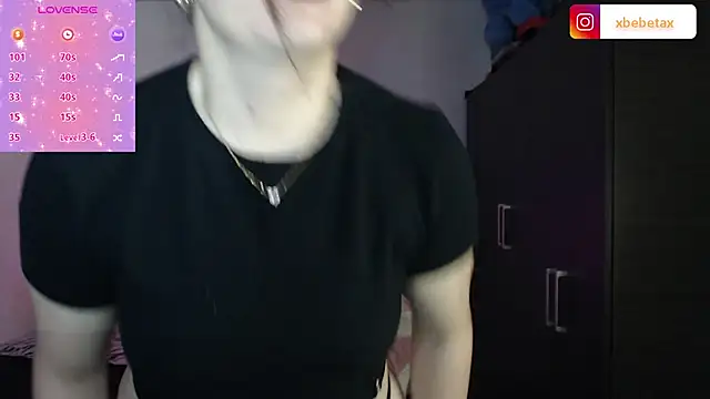 Snapshot of xxbbtaa chatting on February 9, 2:49 am xxbbtaa online show from February 9, 2:49 am