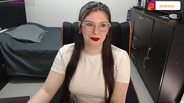 xxbbtaa online show from December 19, 8:11 pm