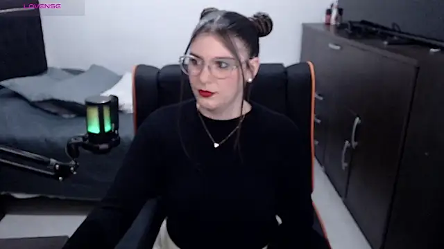 xxbbtaa online show from May 24, 1:27 am
