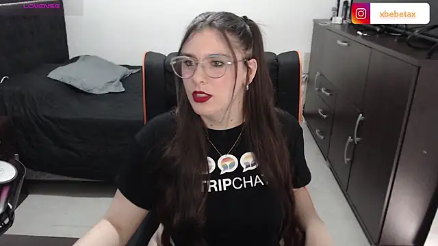 xxbbtaa online show from December 18, 8:12 pm