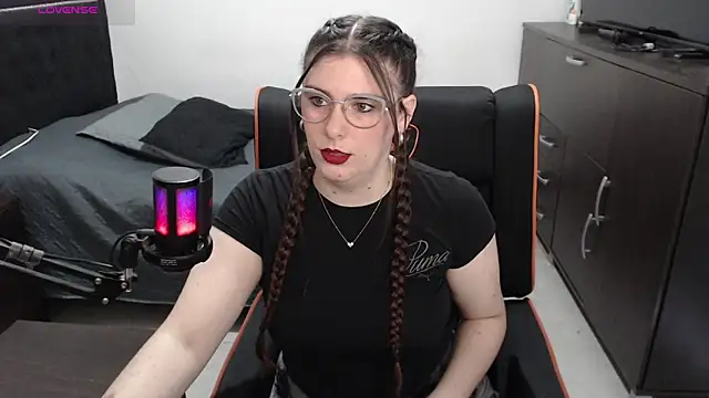 xxbbtaa online show from April 18, 8:09 pm