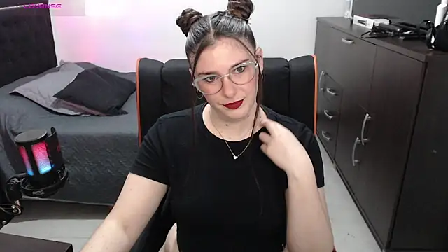 xxbbtaa online show from March 28, 1:50 am