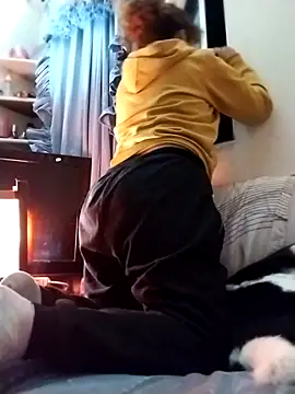 Snapshot of EmmaMelissa0521 chatting on October 31, 5:48 am EmmaMelissa0521 online show from October 31, 5:48 am