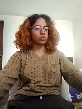 EmmaMelissa0521 online show from March 7, 4:56 pm