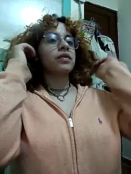 Snapshot of EmmaMelissa0521 chatting on September 28, 1:12 am EmmaMelissa0521 online show from September 28, 1:12 am