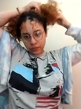 Snapshot of EmmaMelissa0521 chatting on November 3, 12:16 am EmmaMelissa0521 online show from November 3, 12:16 am