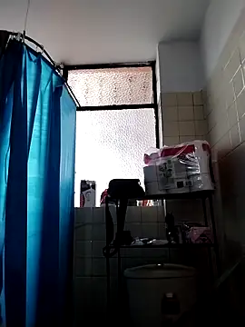 EmmaMelissa0521 online show from February 28, 7:02 pm