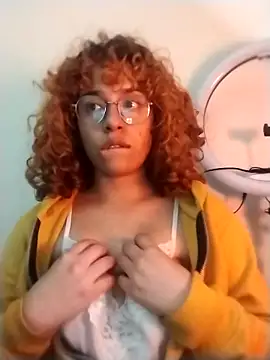 Snapshot of EmmaMelissa0521 chatting on October 30, 4:55 am EmmaMelissa0521 online show from October 30, 4:55 am