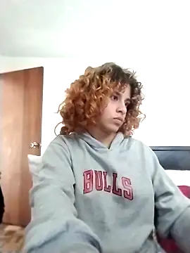 EmmaMelissa0521 online show from March 18, 4:19 pm