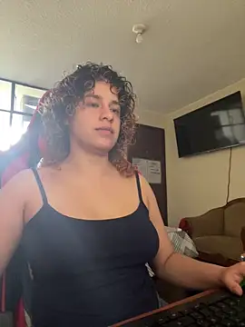 EmmaMelissa0521 online show from June 5, 5:29 pm