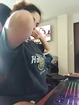 EmmaMelissa0521 online show from April 2, 6:58 pm