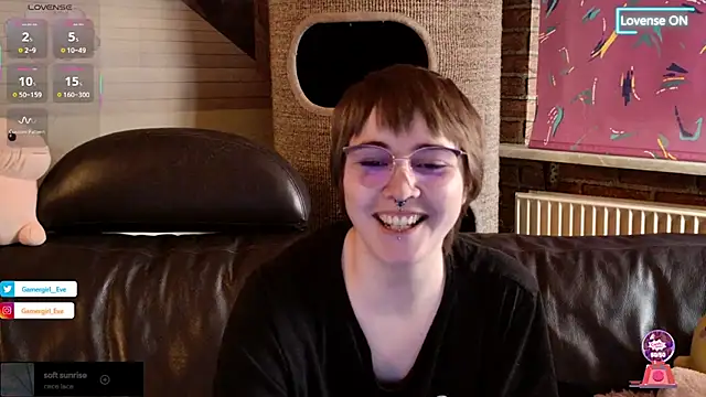 GamerGirl Eve online show from September 25, 6:14 pm