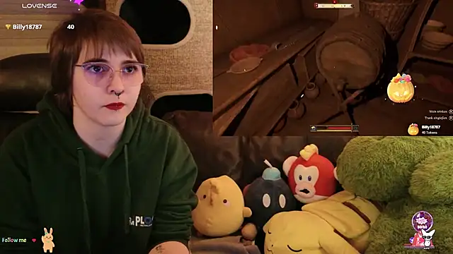 Snapshot of GamerGirl_Eve chatting on November 7, 7:07 pm GamerGirl Eve online show from November 7, 7:07 pm