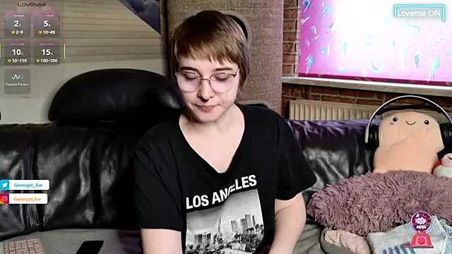 GamerGirl Eve online show from September 24, 4:02 pm