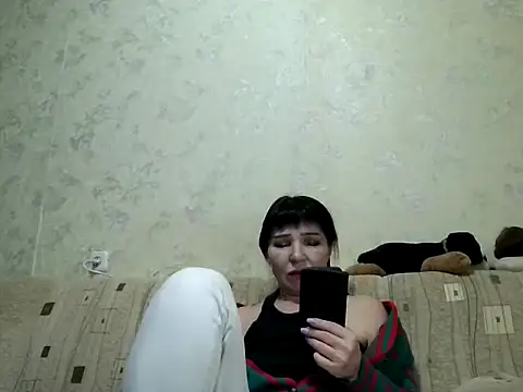 JeaneDavis online show from April 6, 5:25 pm