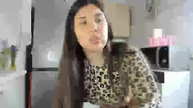 Snapshot of MiaMarrone chatting on May 27, 6:37 pm MiaMarrone online show from May 27, 6:37 pm
