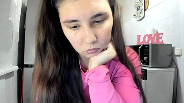 MiaMarrone online show from November 25, 3:45 pm