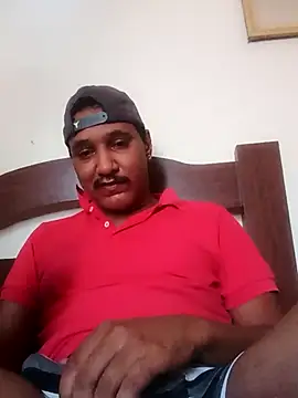 Snapshot of Faelpauzudo13 chatting on February 23, 12:39 pm Faelpauzudo13 online show from February 23, 12:39 pm