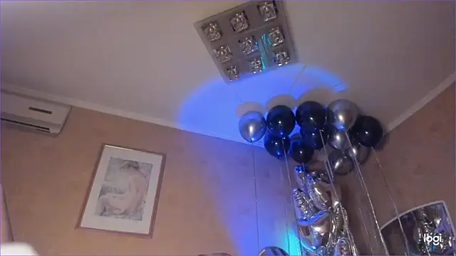 Snapshot of Diamond_D_ chatting on October 3, 6:09 pm Diamond D online show from October 3, 6:09 pm