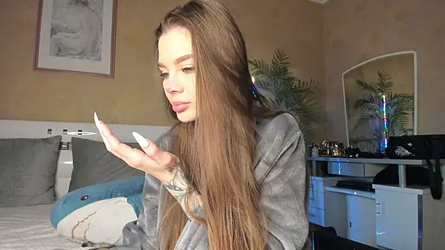 Snapshot of Diamond_D_ chatting on February 21, 6:43 pm Diamond D online show from February 21, 6:43 pm