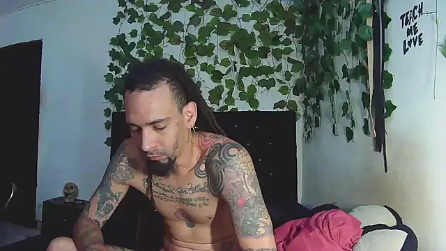 caribbeanlover1 online show from March 18, 12:08 pm