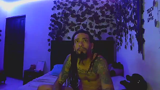 caribbeanlover1 online show from January 8, 4:29 am