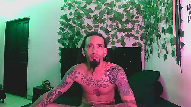 caribbeanlover1 online show from March 14, 4:07 am