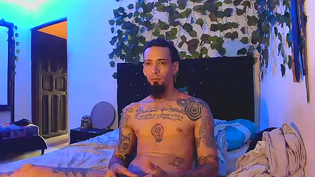 caribbeanlover1 online show from September 13, 4:18 pm