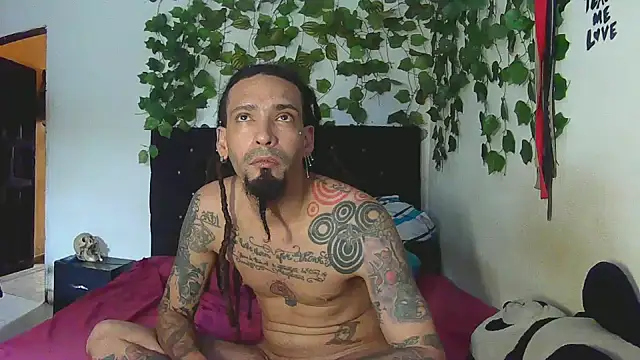 Snapshot of caribbeanlover1 chatting on May 8, 8:45 pm caribbeanlover1 online show from May 8, 8:45 pm