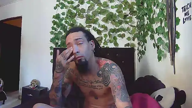 caribbeanlover1 online show from March 31, 1:24 pm