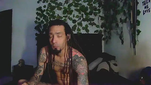 Snapshot of caribbeanlover1 chatting on April 18, 4:42 pm caribbeanlover1 online show from April 18, 4:42 pm