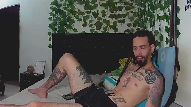 caribbeanlover1 online show from January 16, 11:09 pm