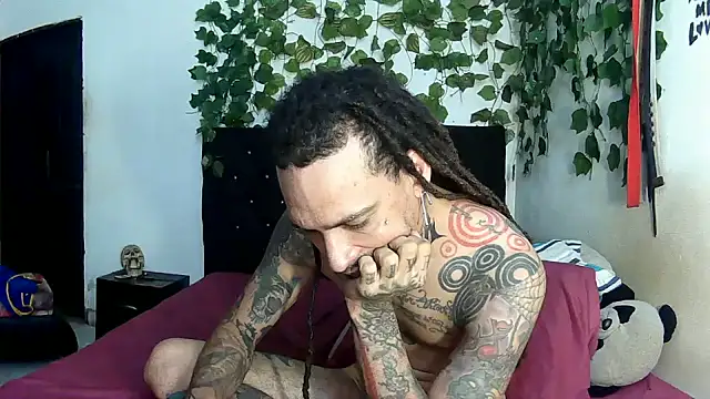 Snapshot of caribbeanlover1 chatting on May 26, 1:42 pm caribbeanlover1 online show from May 26, 1:42 pm
