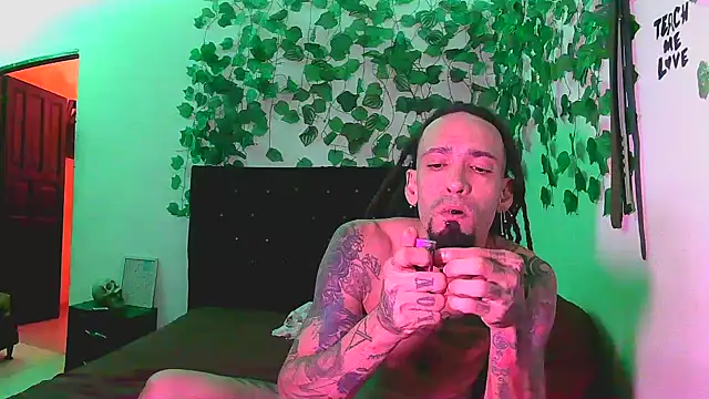 caribbeanlover1 online show from November 8, 2:37 am