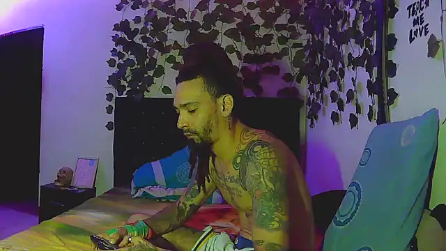 caribbeanlover1 online show from January 12, 2:51 am