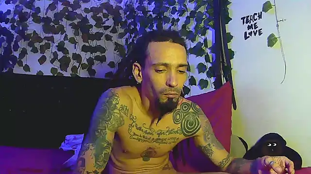 caribbeanlover1 online show from October 21, 10:58 am