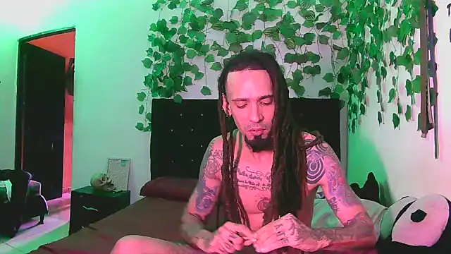 caribbeanlover1 online show from November 9, 8:02 pm