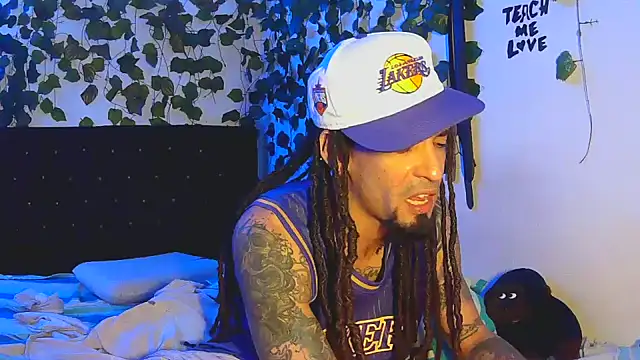 caribbeanlover1 online show from October 12, 7:48 pm