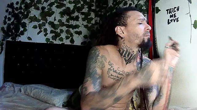 caribbeanlover1 online show from July 10, 7:36 pm