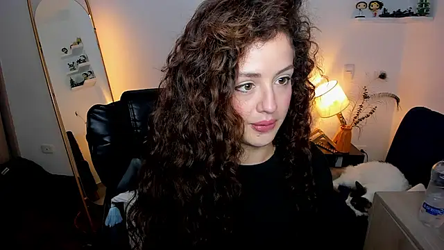 Cassandra Caiin online show from March 13, 2:16 am