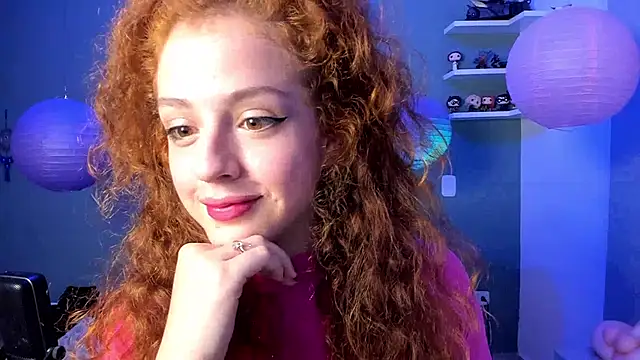 Cassandra Caiin online show from January 3, 11:44 pm