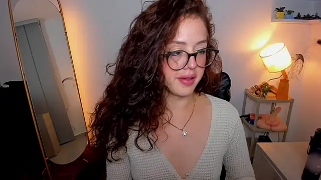 Cassandra Caiin online show from October 24, 5:17 am