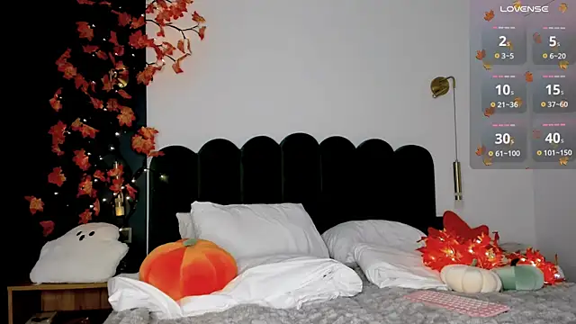 BondGirll online show from October 24, 6:34 am