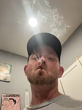 smokeymt420 online show from May 20, 5:04 am
